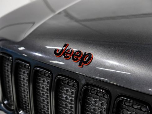 Used 2020 Jeep Renegade Latitude image 51