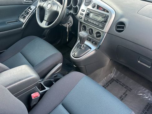 Used 2005 Toyota Matrix XR image 16