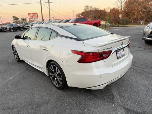 Used 2016 Nissan Maxima Platinum image 6