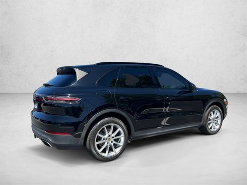 Used 2020 Porsche Cayenne AWD/4WD image 5