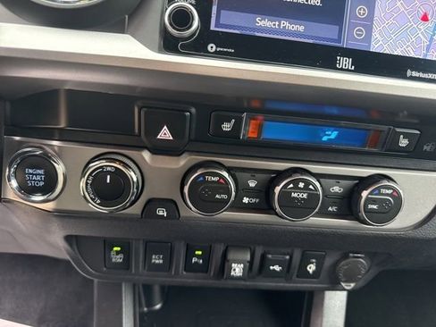Used 2022 Toyota Tacoma Limited image 16
