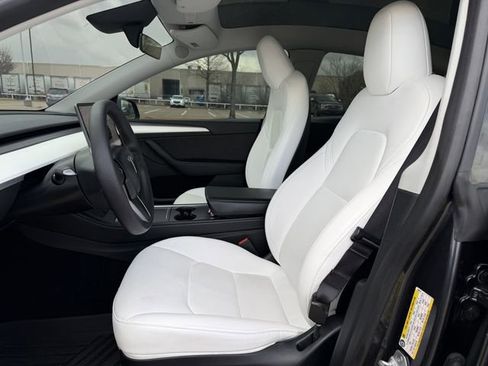 Used 2024 Tesla Model Y Long Range image 21