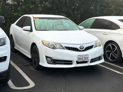 Used 2014 Toyota Camry SE