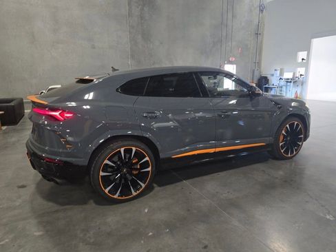 Used 2022 Lamborghini Urus image 4