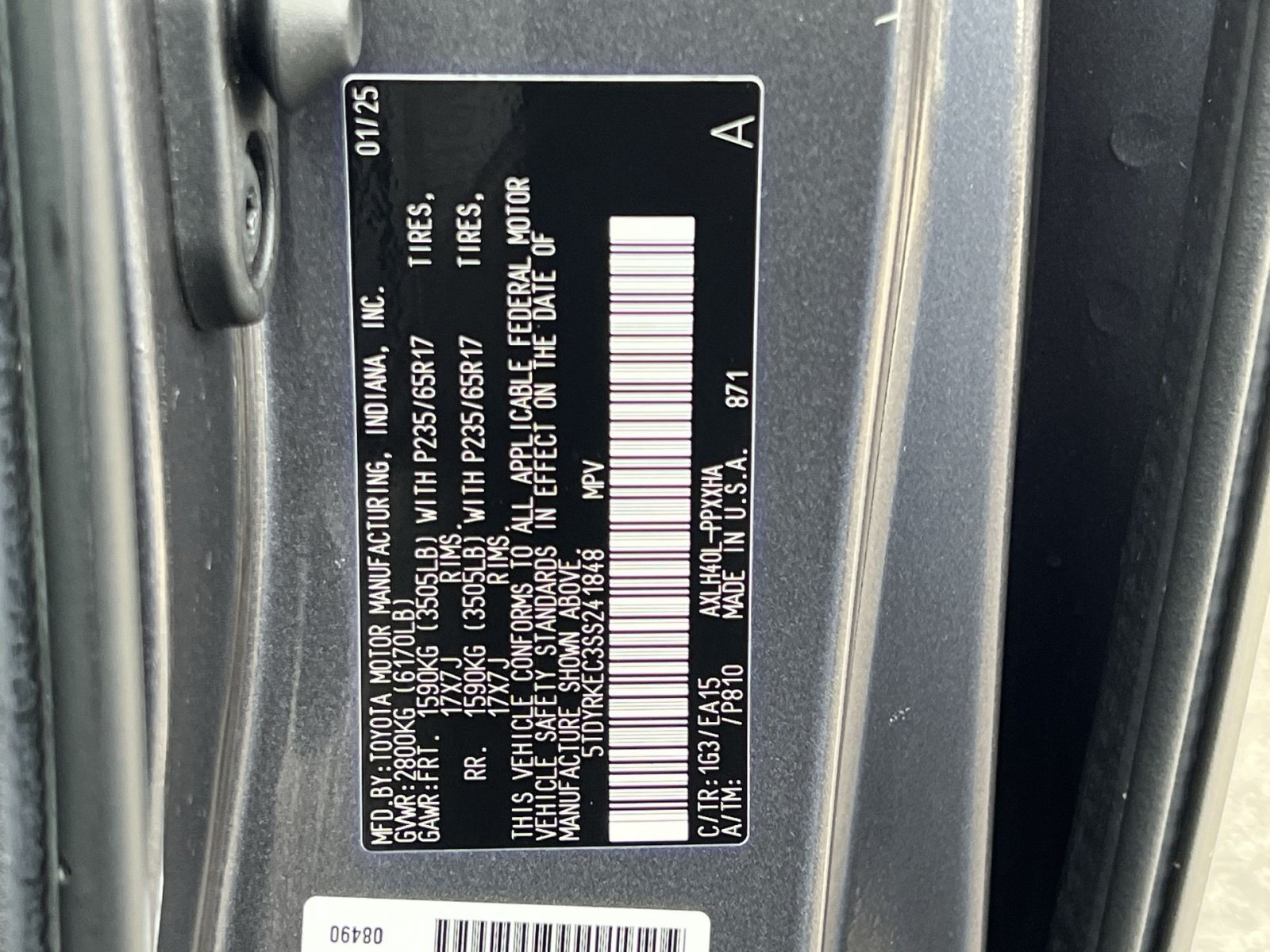 Used 2025 Toyota Sienna XLE FWD image 27