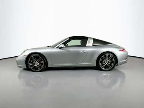 Certified 2015 Porsche 911 Targa 4S image 2