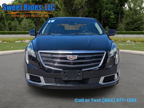 Used 2019 Cadillac XTS Luxury w/ Driver Awareness Package image 2
