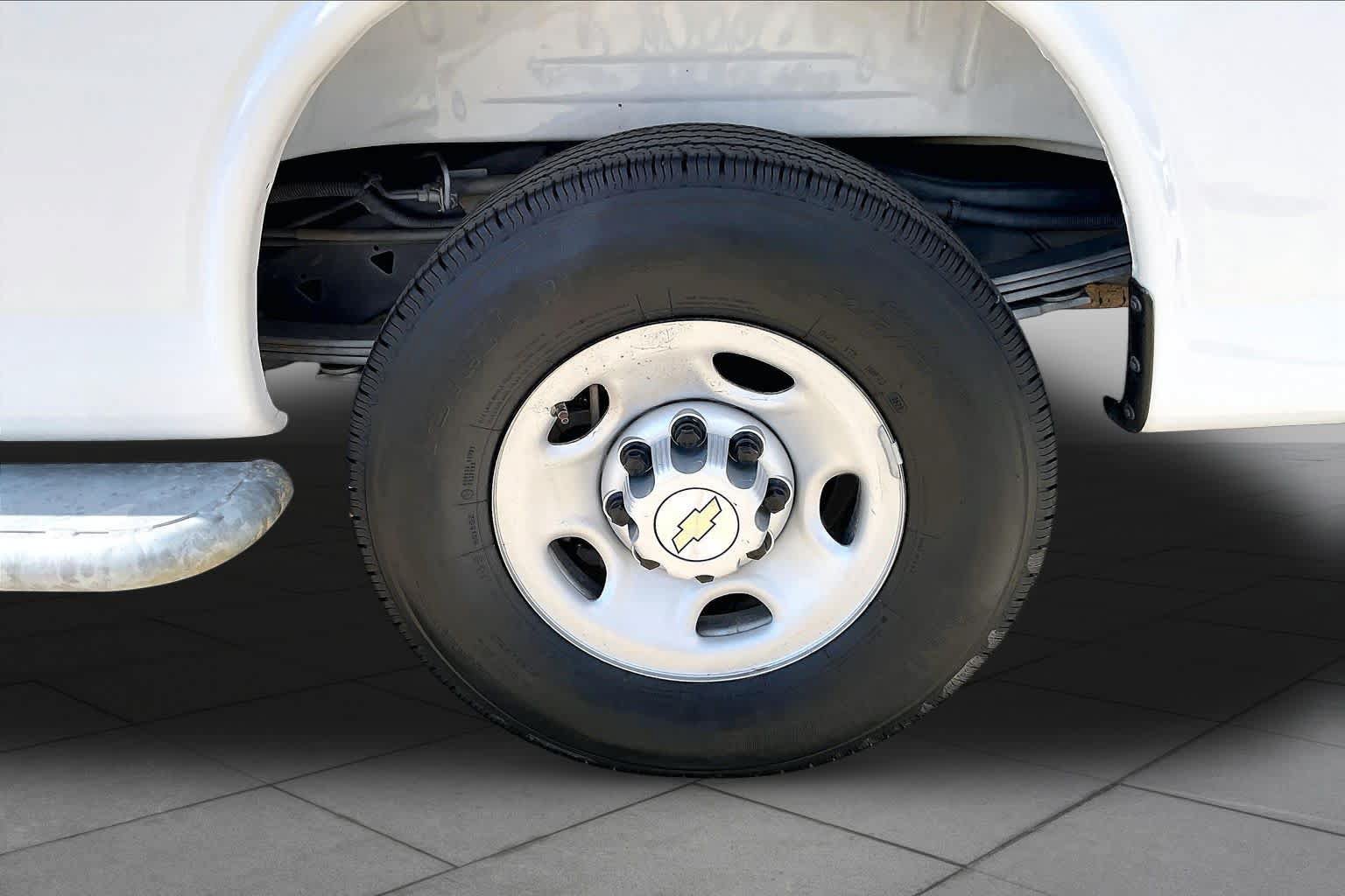 Certified 2025 Chevrolet Express 2500 w/ Driver Convenience Package RWD image 9