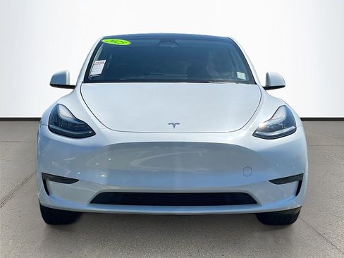 Used 2023 Tesla Model Y Long Range AWD/4WD image 2