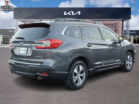 Used 2024 Subaru Ascent Premium w/ Convenience Package image 7