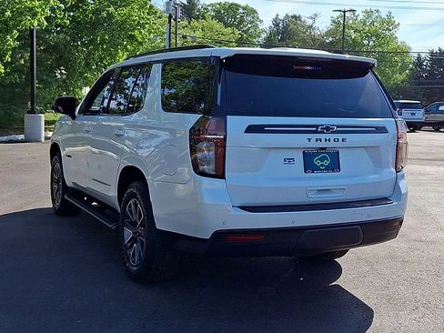 Certified 2023 Chevrolet Tahoe Z71 w/ Luxury Package AWD/4WD image 9