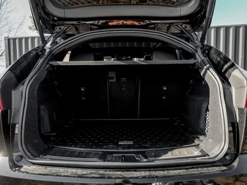 New 2024 Jaguar E-PACE R-Dynamic SE image 8