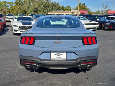 Used 2025 Ford Mustang GT Premium image 5
