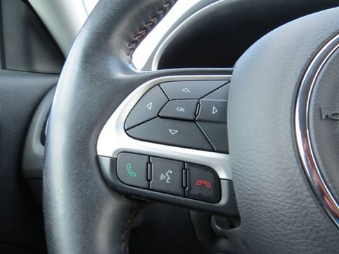 Used 2019 Jeep Compass Limited AWD/4WD image 20