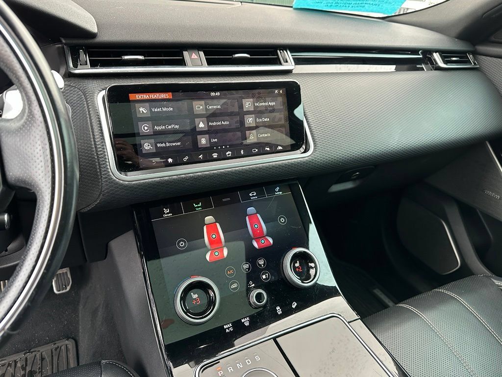 Used 2018 Land Rover Range Rover Velar R-Dynamic SE AWD/4WD image 16