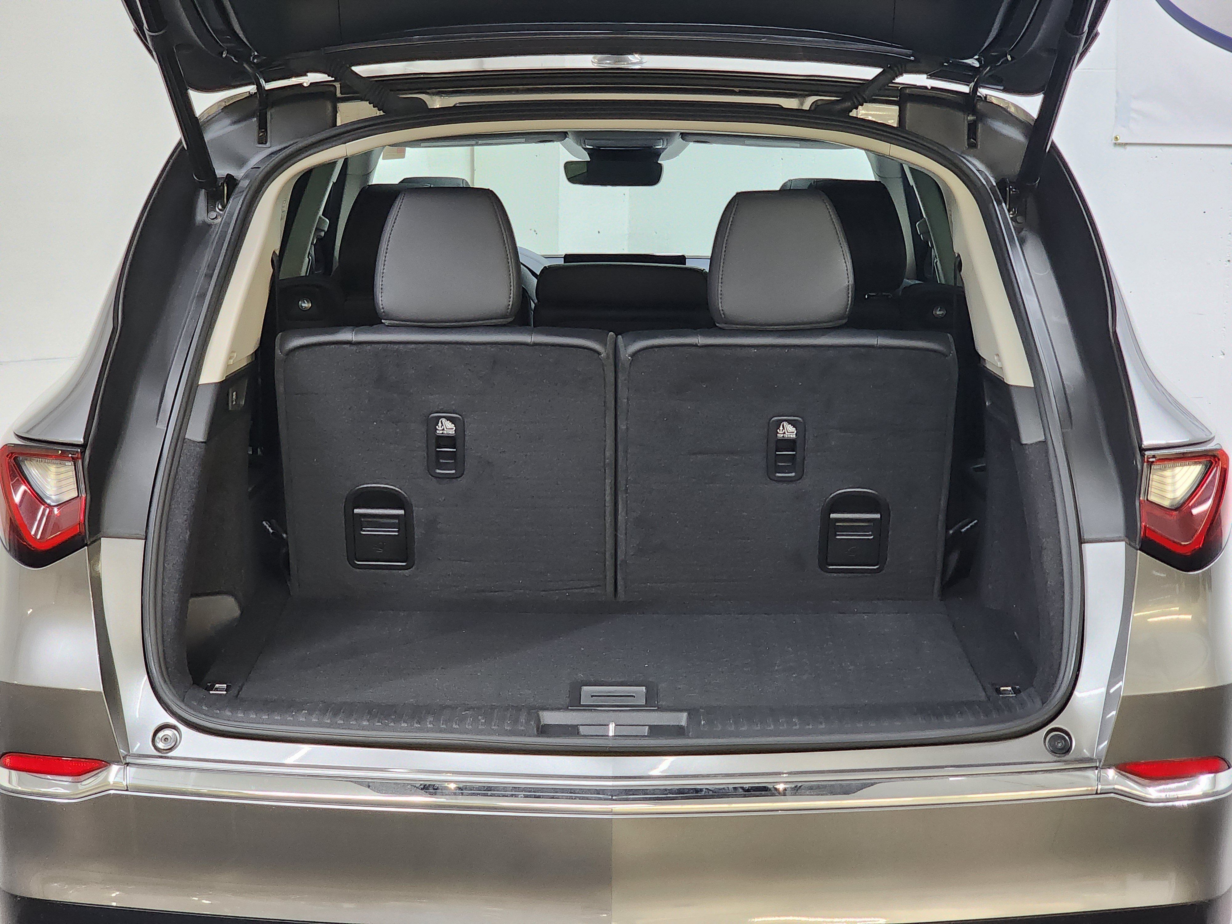 Used 2025 Acura MDX SH-AWD image 9