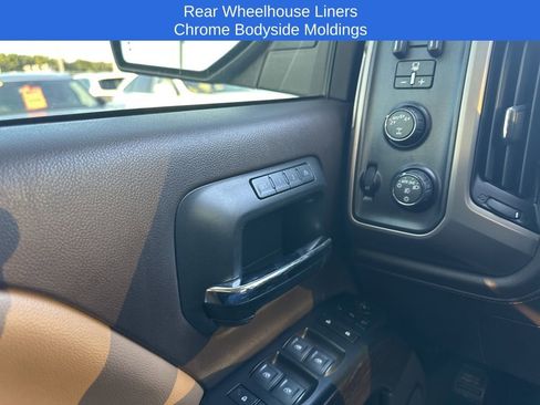 Used 2018 GMC Sierra 1500 Denali w/ Denali Ultimate Package image 18