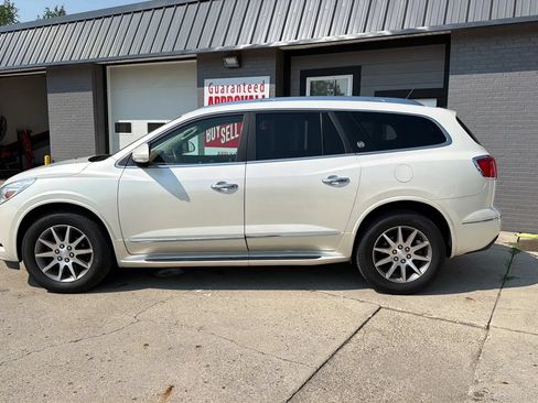 Used 2015 Buick Enclave Leather FWD image 2