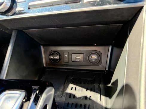 Used 2022 Hyundai Sonata Limited image 26