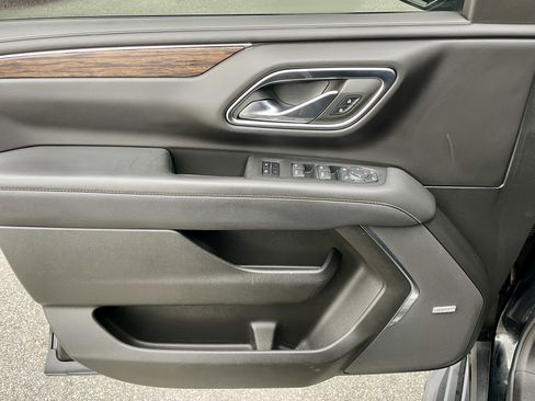 Used 2023 Chevrolet Tahoe Premier w/ Advanced Technology Package AWD/4WD image 12