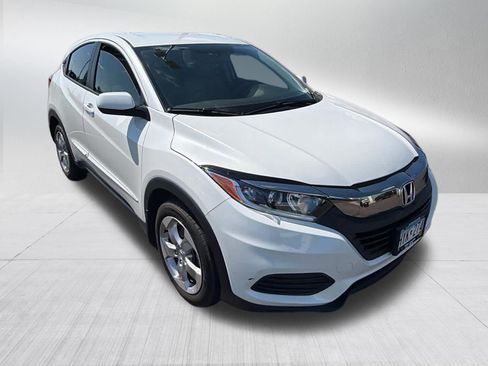Used 2022 Honda HR-V LX image 3