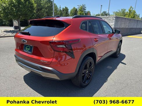 Used 2024 Chevrolet Trax ACTIV w/ Driver Confidence Package FWD image 7