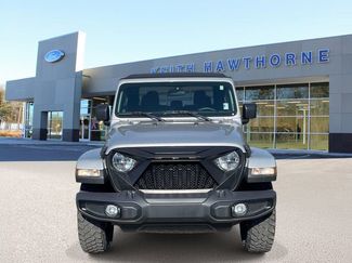 Used 2023 Jeep Gladiator Sport AWD/4WD video 2