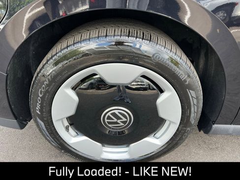 Used 2025 Volkswagen ID. Buzz Pro S RWD image 12