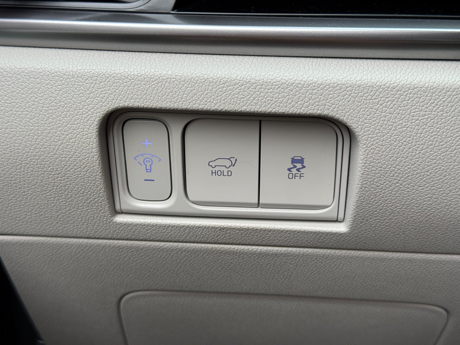 Used 2025 Kia Sorento EX w/ Panoramic Sunroof Package FWD image 17