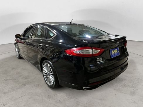 Used 2016 Ford Fusion Titanium image 4