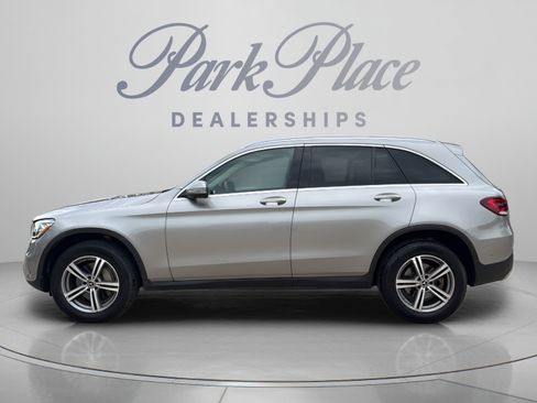 Used 2022 Mercedes-Benz GLC 300 4MATIC image 2