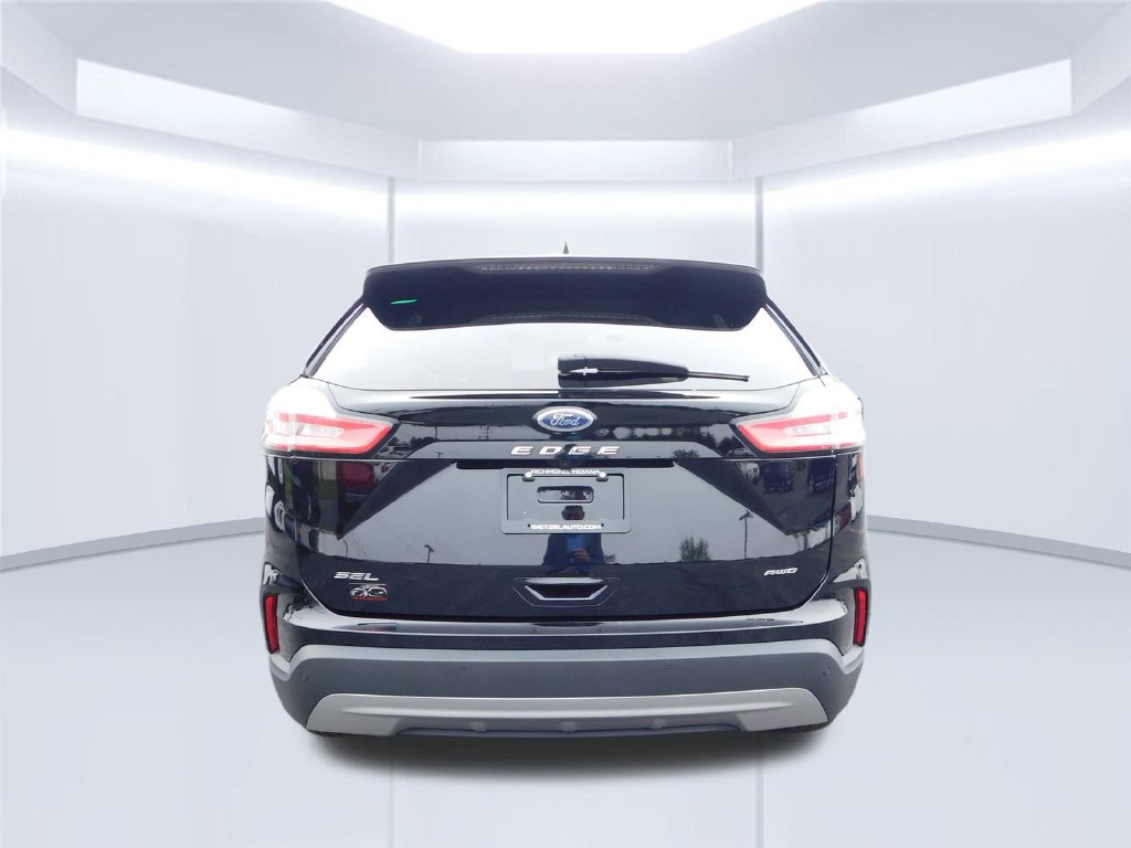 Used 2024 Ford Edge SEL w/ Convenience Package AWD/4WD image 4