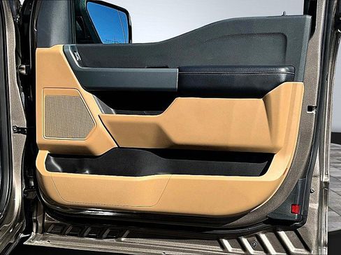 Used 2022 Ford F150 XLT w/ Trailer Tow Package image 26