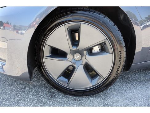 Used 2023 Tesla Model 3 Standard Range RWD image 35