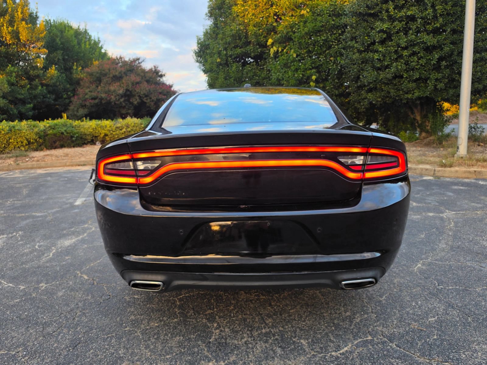 Used 2015 Dodge Charger SE w/ Popular Equipment Group RWD image 7