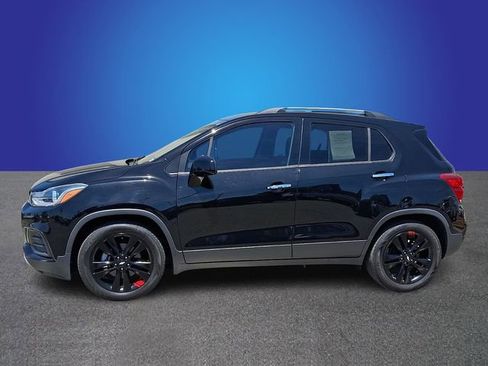 Used 2019 Chevrolet Trax LT w/ Redline Edition FWD image 6