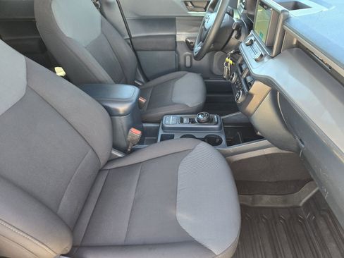 Used 2022 Ford Maverick XL FWD image 13