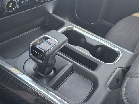 New 2026 Chevrolet Silverado 1500 RST w/ Texas Edition Plus AWD/4WD image 15