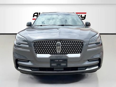 Used 2023 Lincoln Aviator Reserve w/ Equipment Group 201A AWD/4WD image 2
