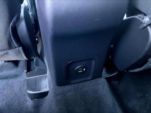 Used 2022 Ford Escape SE AWD/4WD image 25