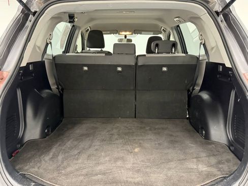 Used 2013 Toyota RAV4 LE image 21