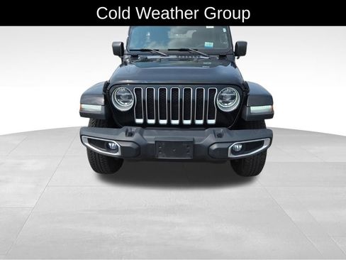 Used 2020 Jeep Wrangler Unlimited Sahara w/ Uconnect 4C Nav & Sound Group AWD/4WD image 11