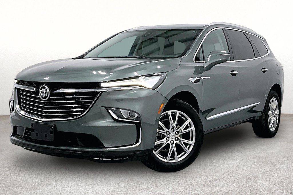 Used 2023 Buick Enclave Premium FWD image 14