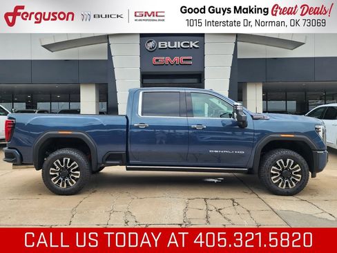 New 2026 GMC Sierra 2500 Denali Ultimate w/ Max Trailering Package AWD/4WD image 2