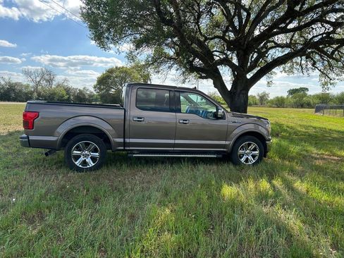 Used 2019 Ford F150 Lariat image 4
