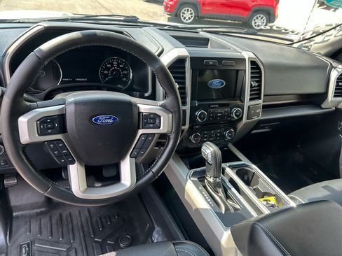 Used 2017 Ford F150 Lariat AWD/4WD image 13