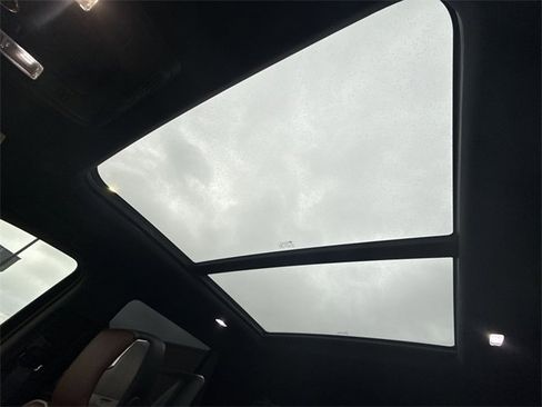 Used 2023 GMC Yukon Denali Ultimate image 21