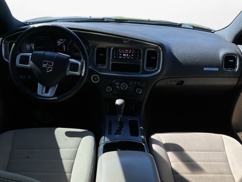 Used 2014 Dodge Charger SE RWD image 10