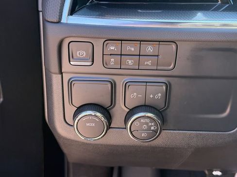 Used 2025 Chevrolet Tahoe RST w/ Comfort Package RWD image 31