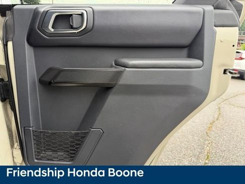 Used 2025 Ford Bronco Badlands AWD/4WD image 41